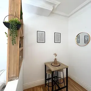 Flat 12, 10 St John's Road Apartment Bournemouth